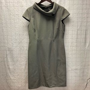 Standing Portrait collar pinup style dress tahari